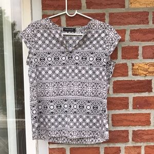 IVANKA TRUMP cap sleeve top